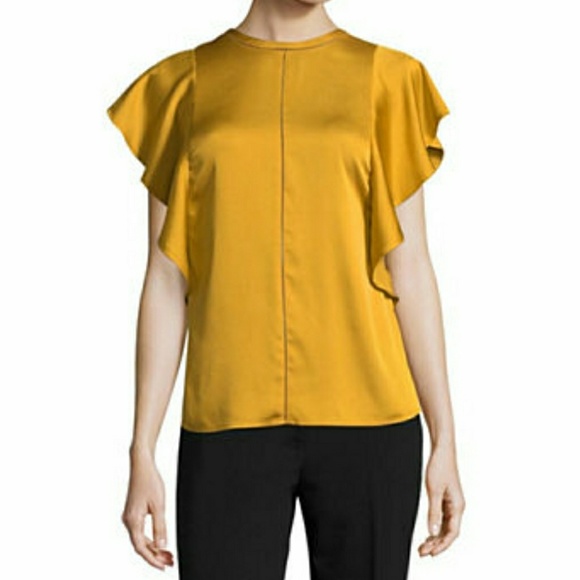 Tops - Short sleeve scoop neck woven blouse